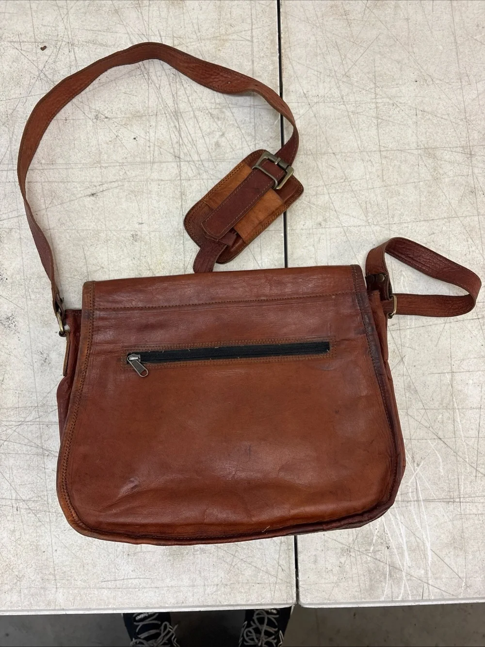 Men's Brown Leather Messenger Bag with Dual Front Buckles